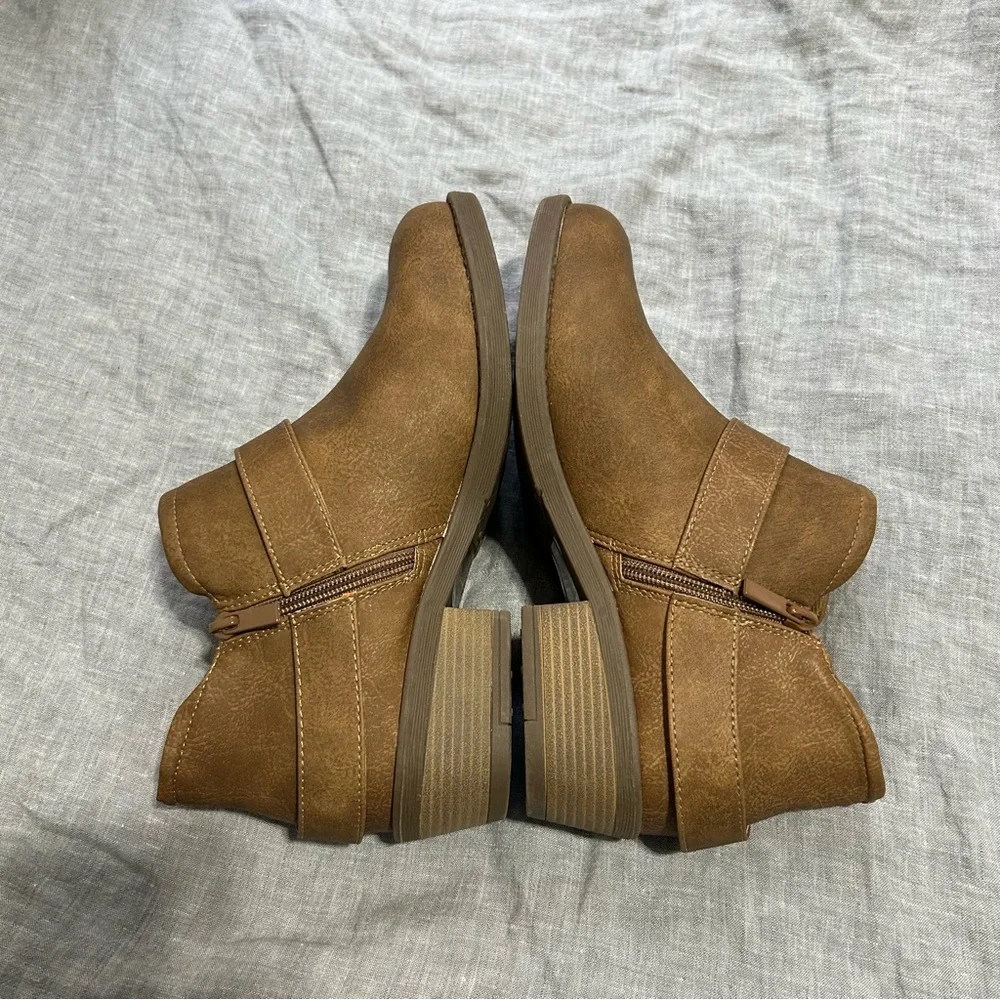 Torrid Buckle Ankle Booties Brown 10WW Casual Fall